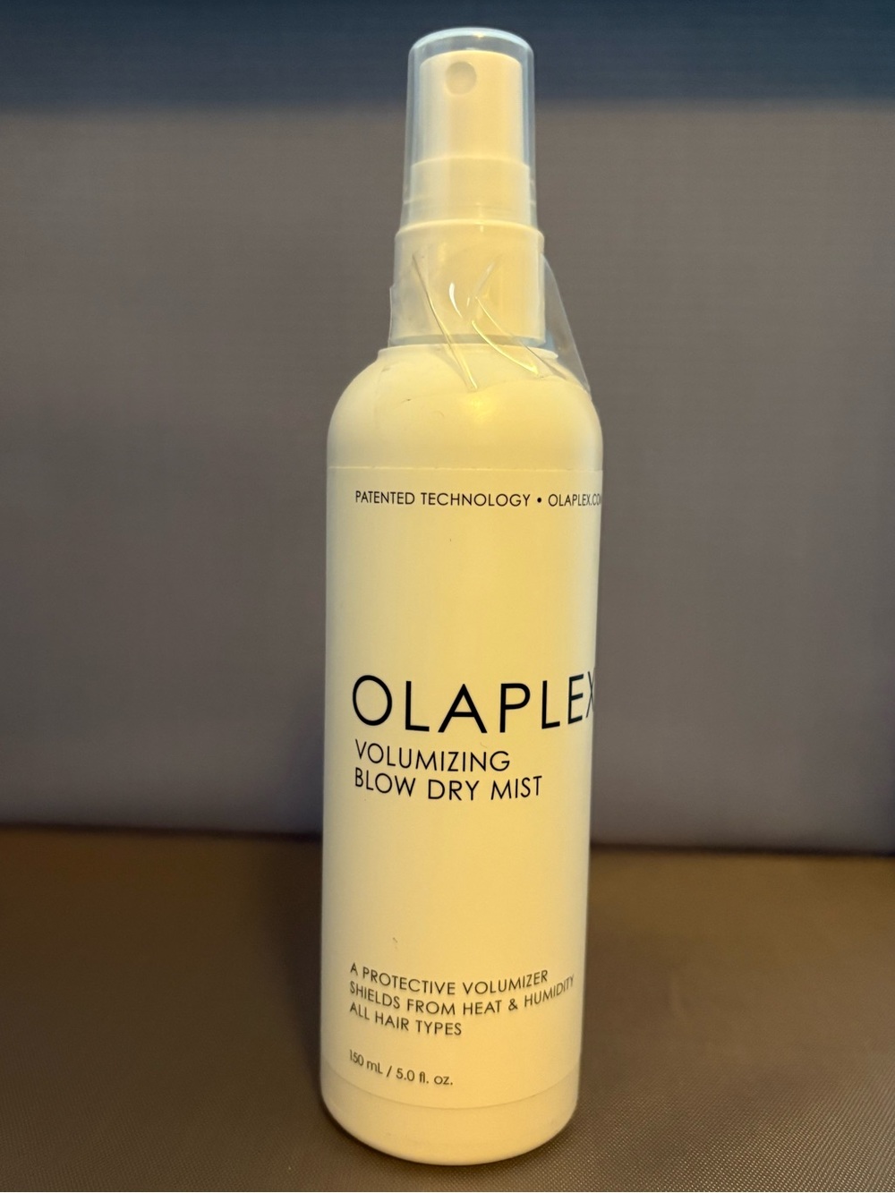 OLAPLEX Volumizing Blow Dry Mist — Cream White Spray Bottle